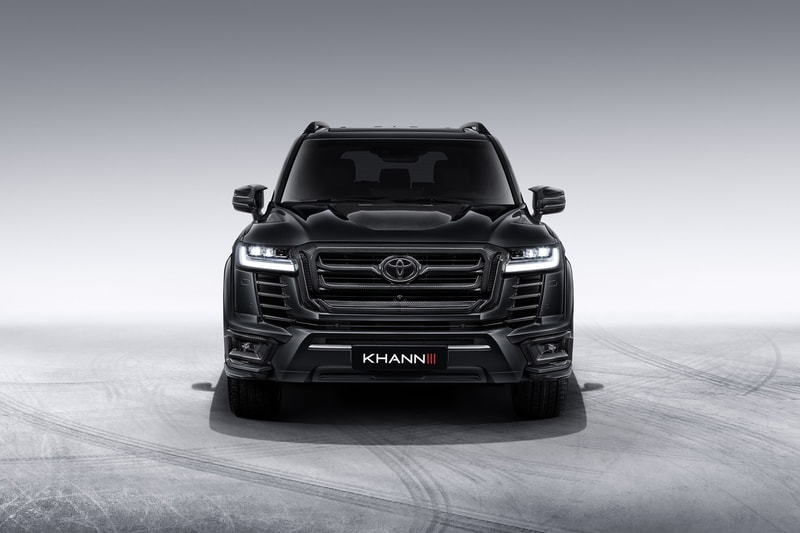 KHANN International 打造 Toyota Land Cruiser 300 黑魂寬體改裝車型