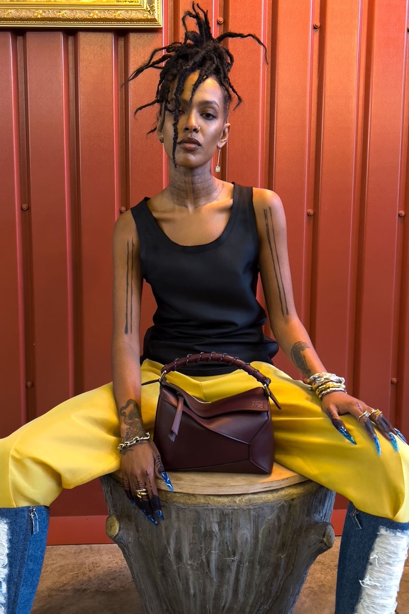 LOEWE 正式發佈 2022 早秋系列形象大片