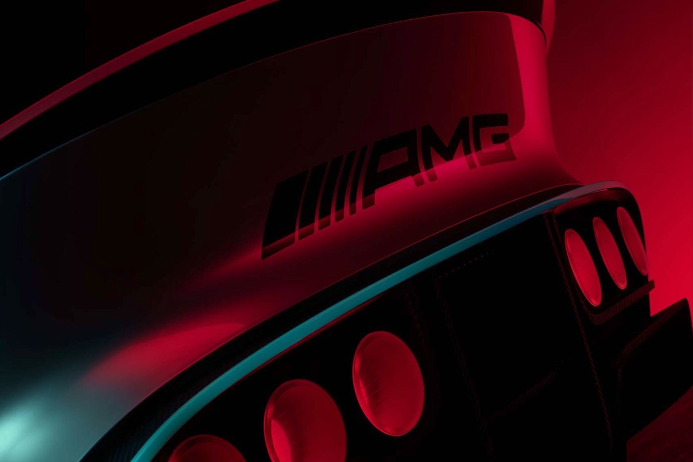 Mercedes-AMG 正式發表全新電能跑車 Vision AMG