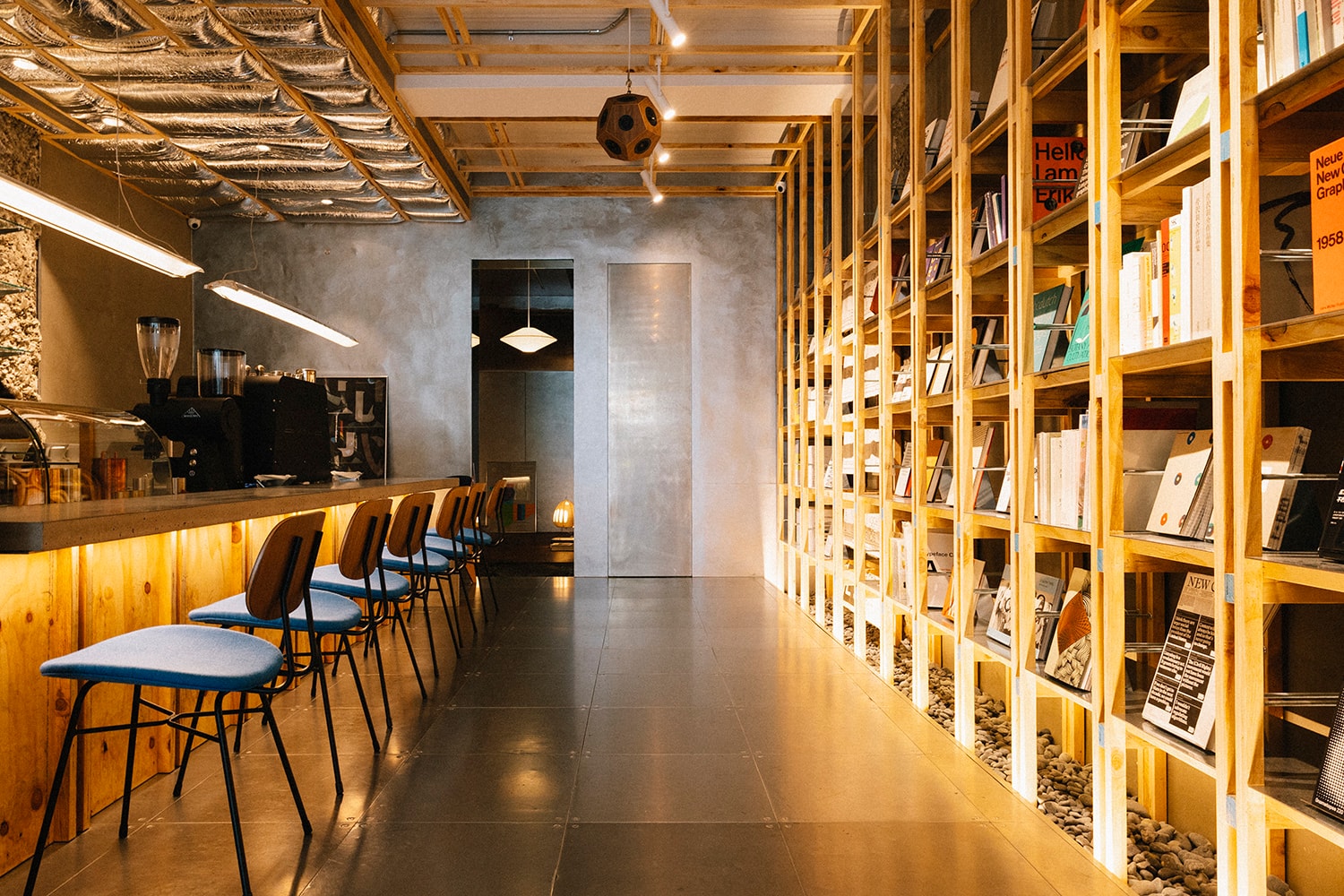 Studio Visits: 重本書店|葉忠宜、張軒豪的美學天地