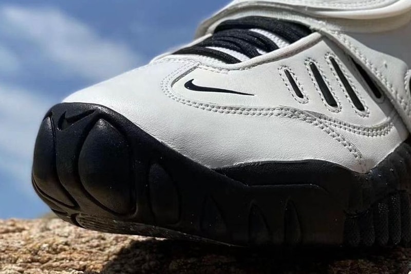 率先近賞 AMBUSH x Nike Air Adjust Force 最新黑白配色 