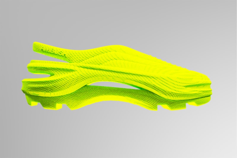 AMBUSH 攜手 Zellerfeld 打造 3D 列印鞋款 100S Clog