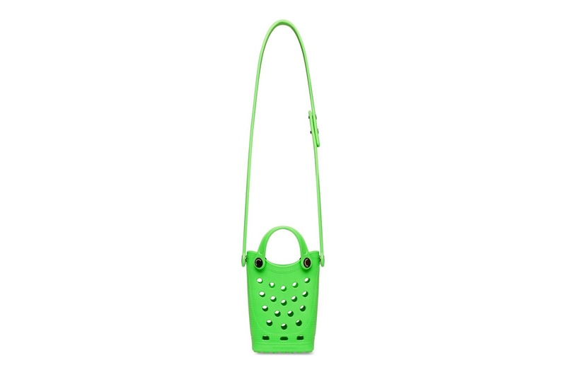 Balenciaga x Crocs 最新聯乘 Tote Bag、手機包正式登場