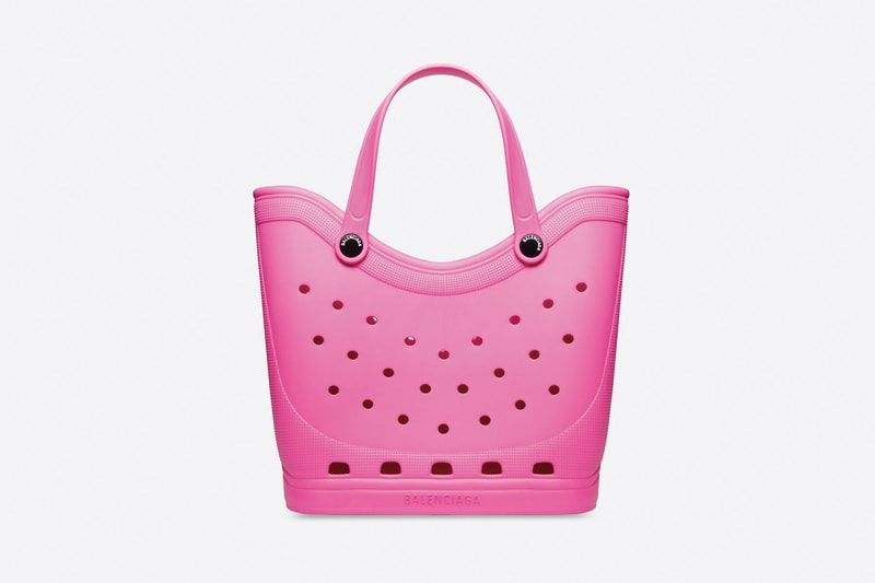 Balenciaga x Crocs 最新聯乘 Tote Bag、手機包正式登場