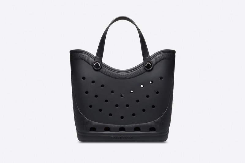 Balenciaga x Crocs 最新聯乘 Tote Bag、手機包正式登場