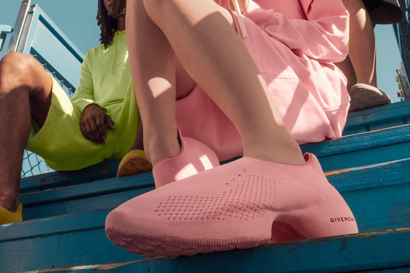 革命性一體成形結構，Givenchy TK-360 運動鞋系列正式上架