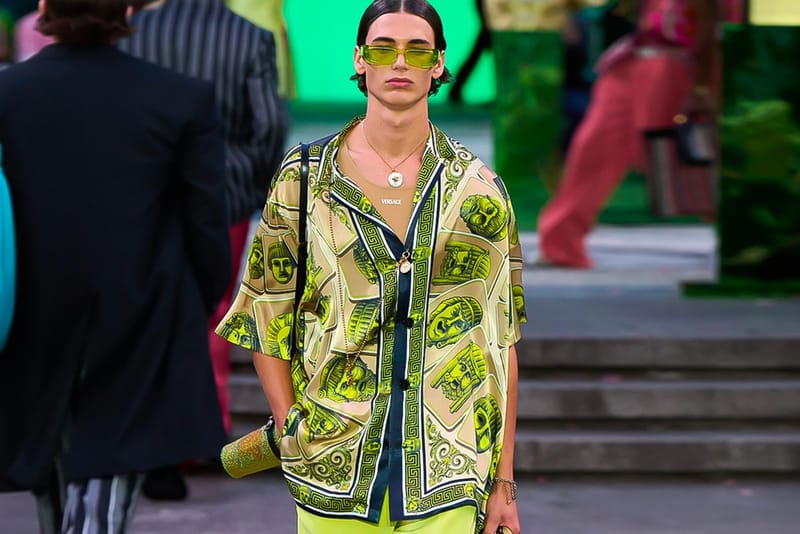 Versace 2023 春夏男裝系列大秀正式登場