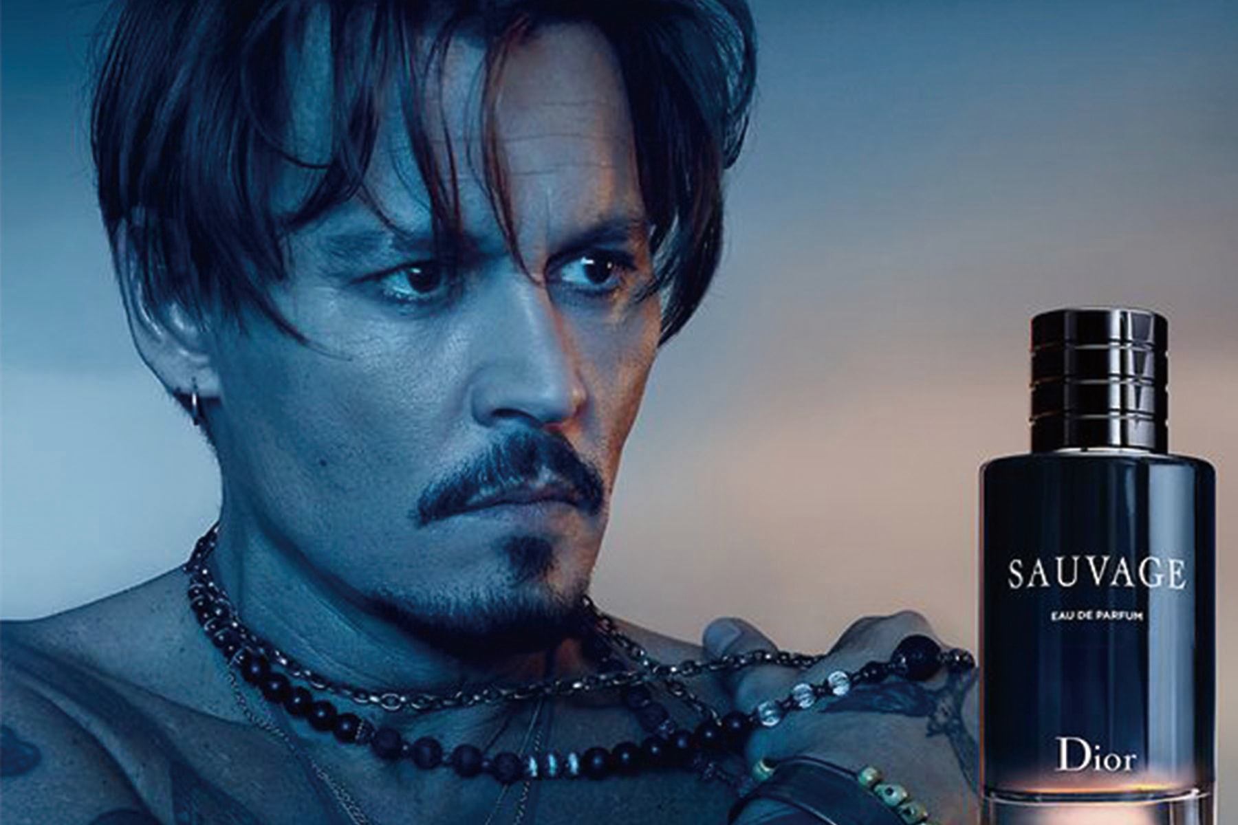 堅持不切割！Johnny Depp 代言的 Dior 精品男香 Sauvage 銷量直線上升