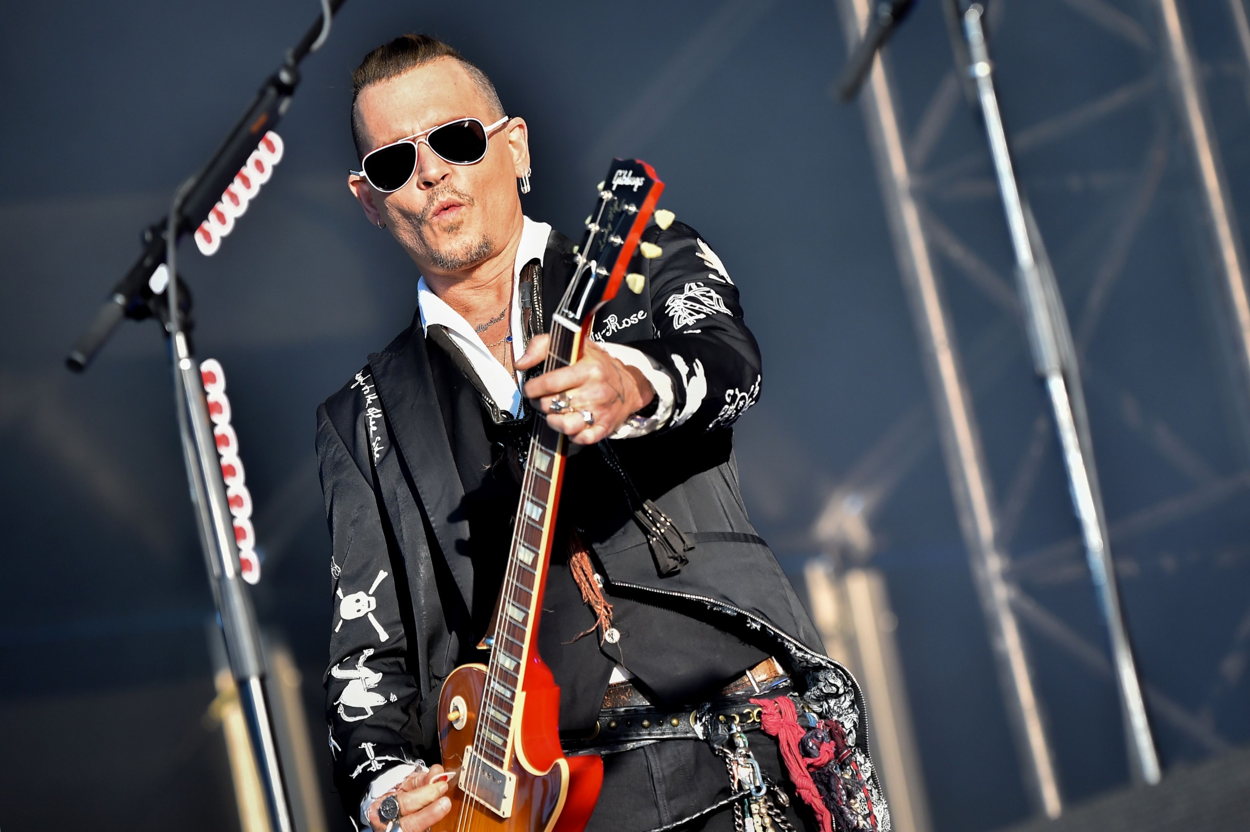 Johnny Depp 將聯手搖滾名人堂成員推出「全新專輯」