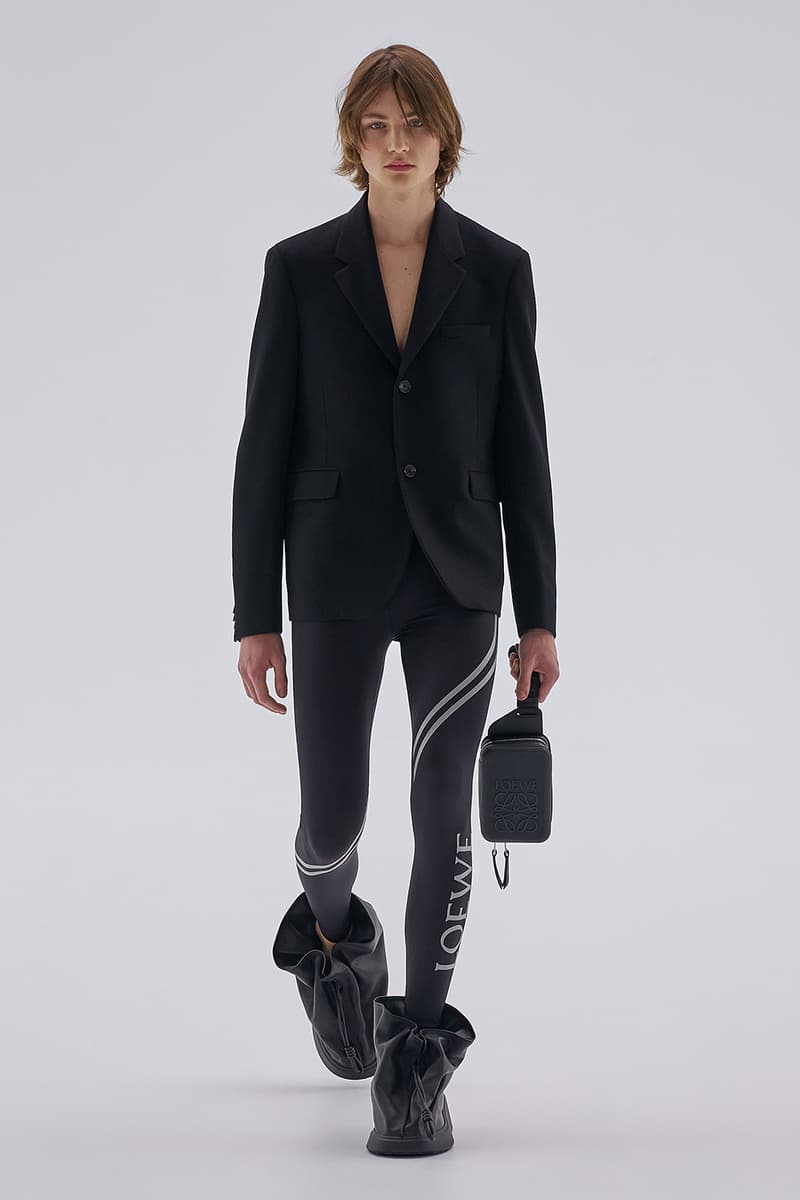 LOEWE 2023 春夏男裝大秀正式登場