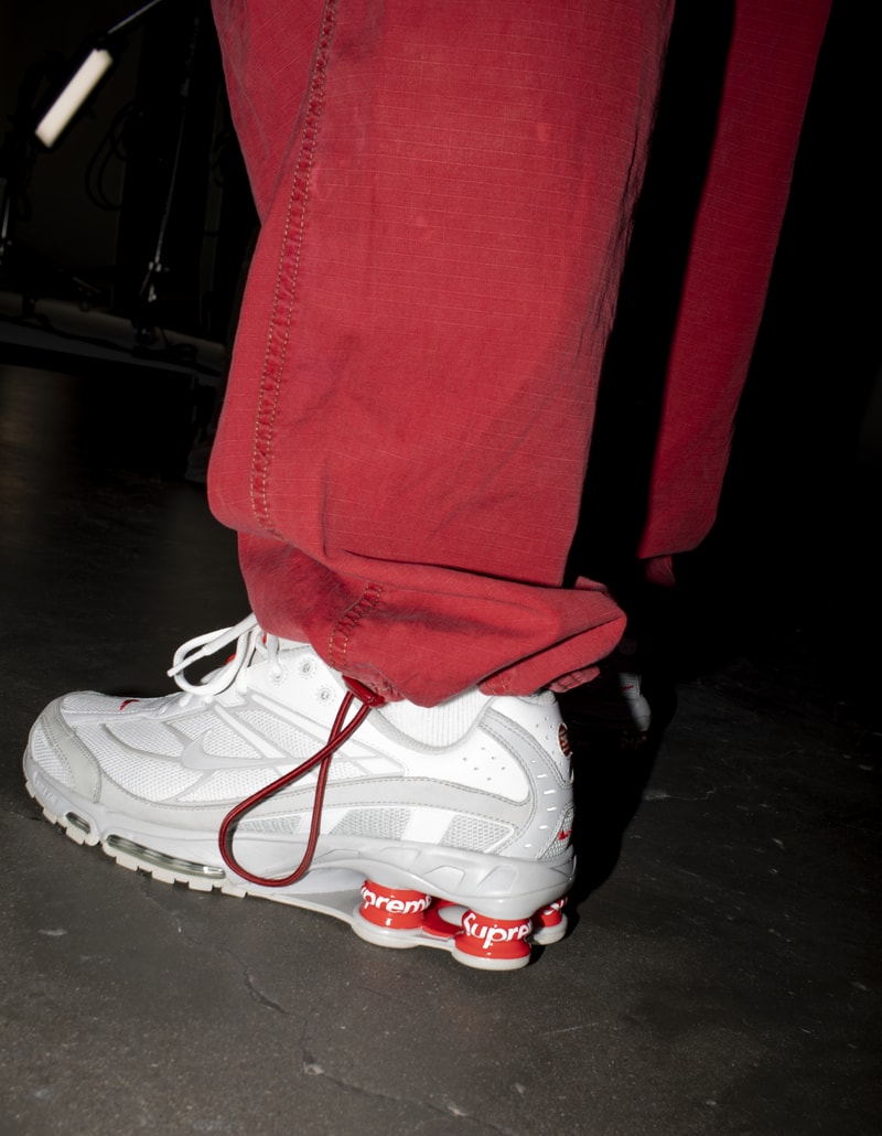 Supreme x Nike Shox Ride 2 全新 2022 春季聯乘系列鞋款發佈