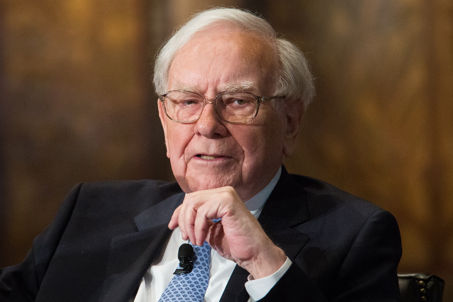 與「股神」Warren Buffett 共進午餐門票以 $1,900 萬美元正式拍賣