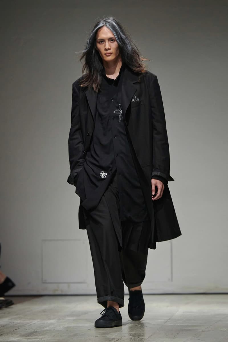 Yohji Yamamoto 2023 年春季男裝系列大秀正式登場