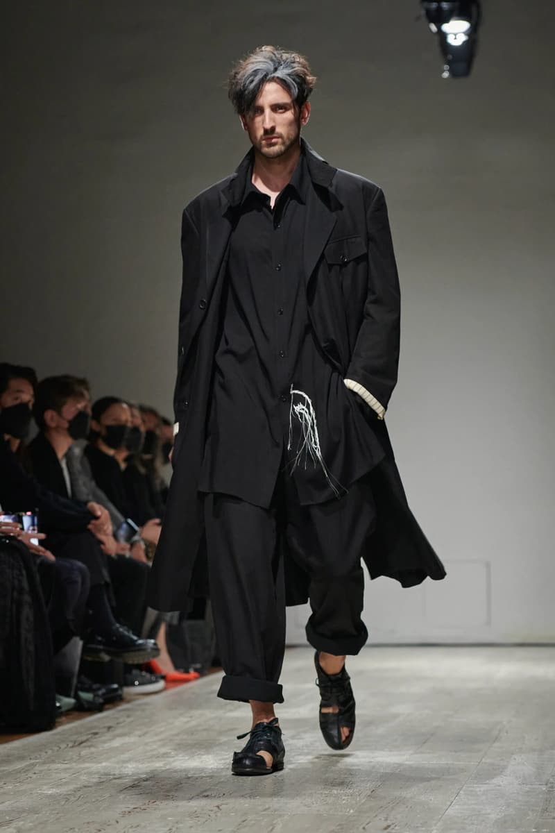 Yohji Yamamoto 2023 年春季男裝系列大秀正式登場