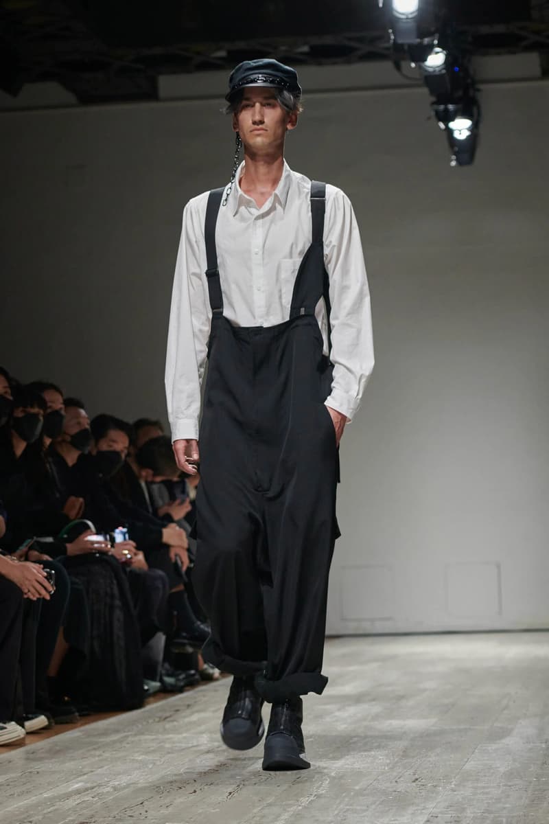 Yohji Yamamoto 2023 年春季男裝系列大秀正式登場