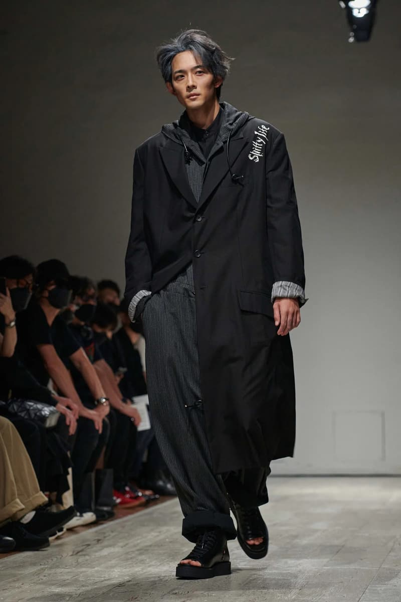 Yohji Yamamoto 2023 年春季男裝系列大秀正式登場