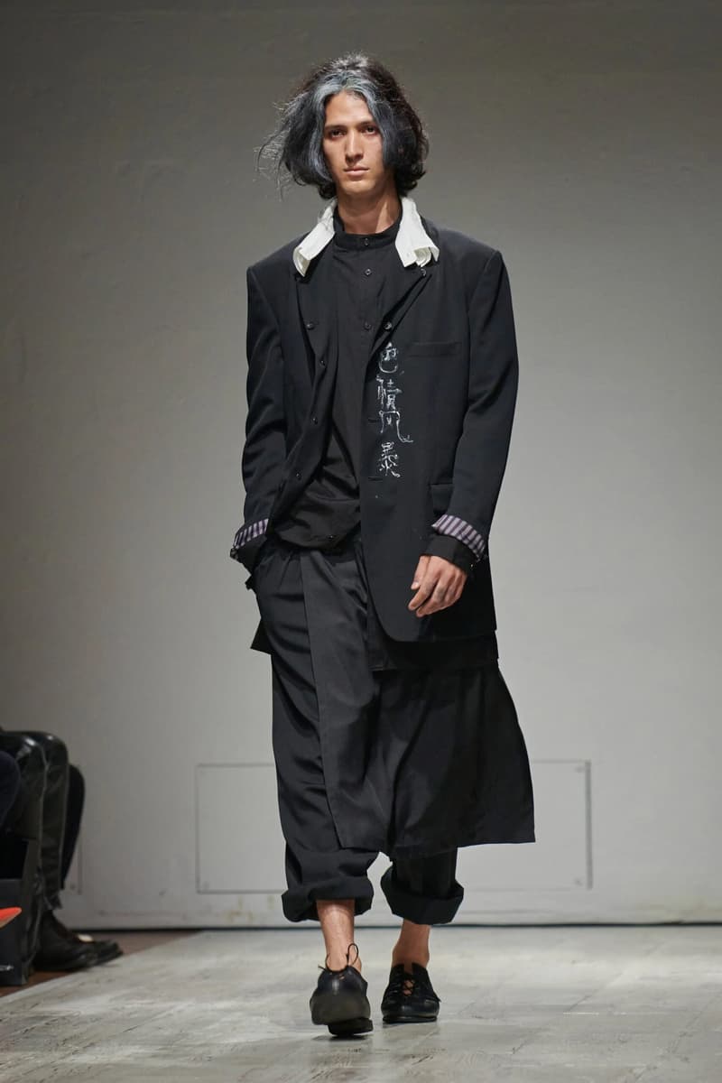 Yohji Yamamoto 2023 年春季男裝系列大秀正式登場