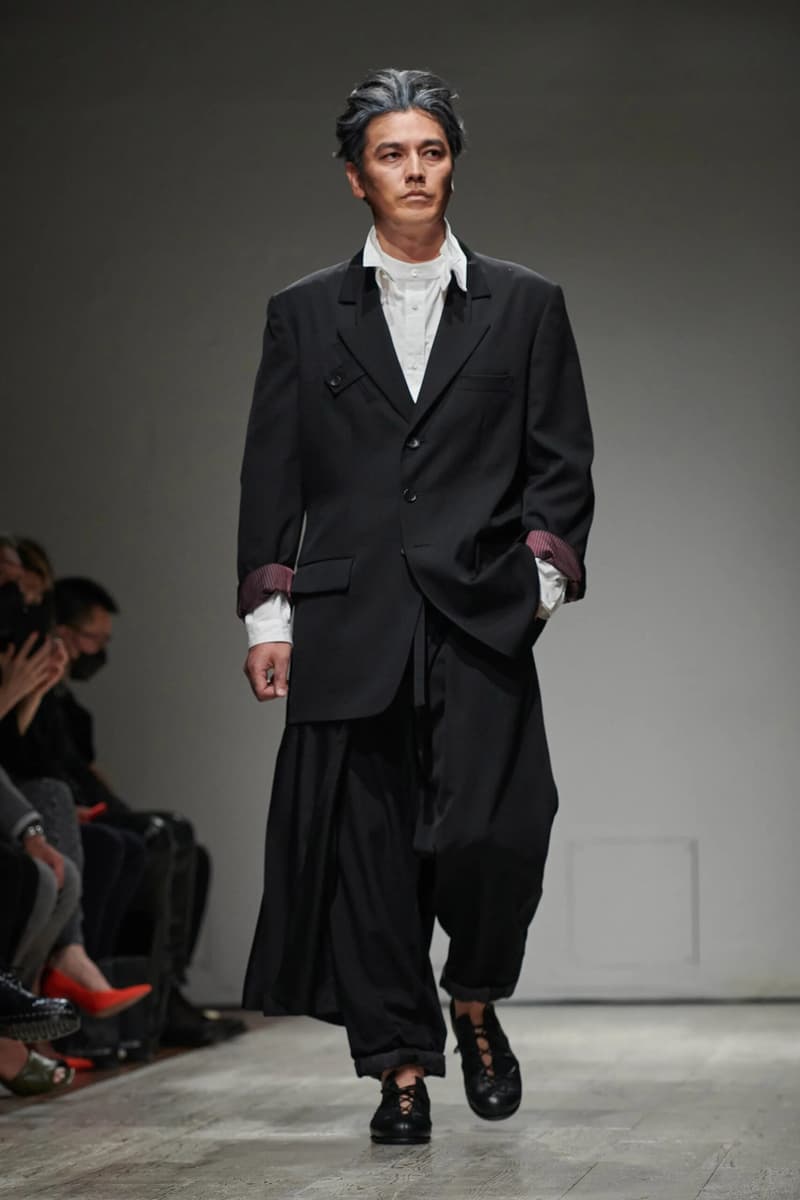 Yohji Yamamoto 2023 年春季男裝系列大秀正式登場