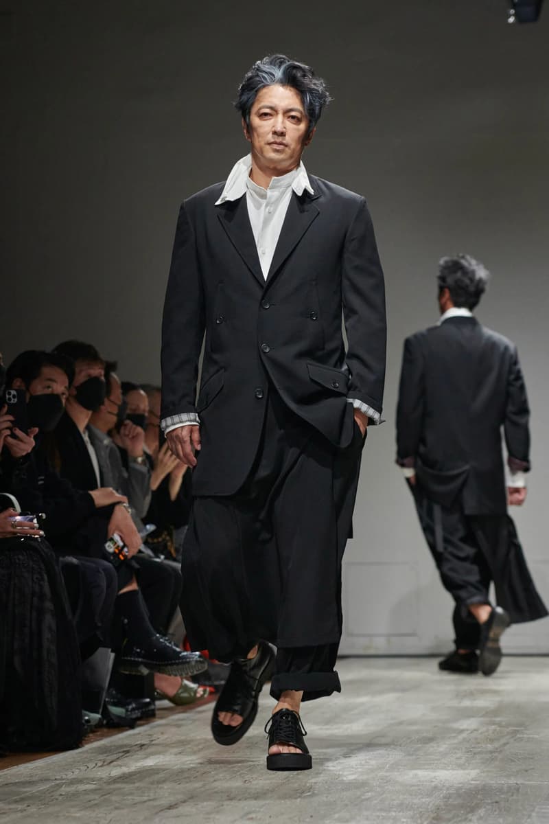 Yohji Yamamoto 2023 年春季男裝系列大秀正式登場