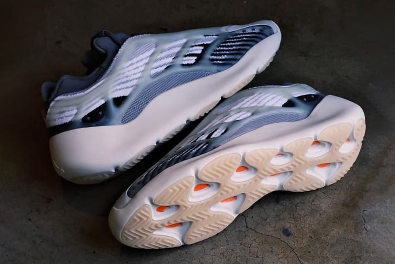 率先預覽 YEEZY 700 V3 最新配色「Fade Salt」