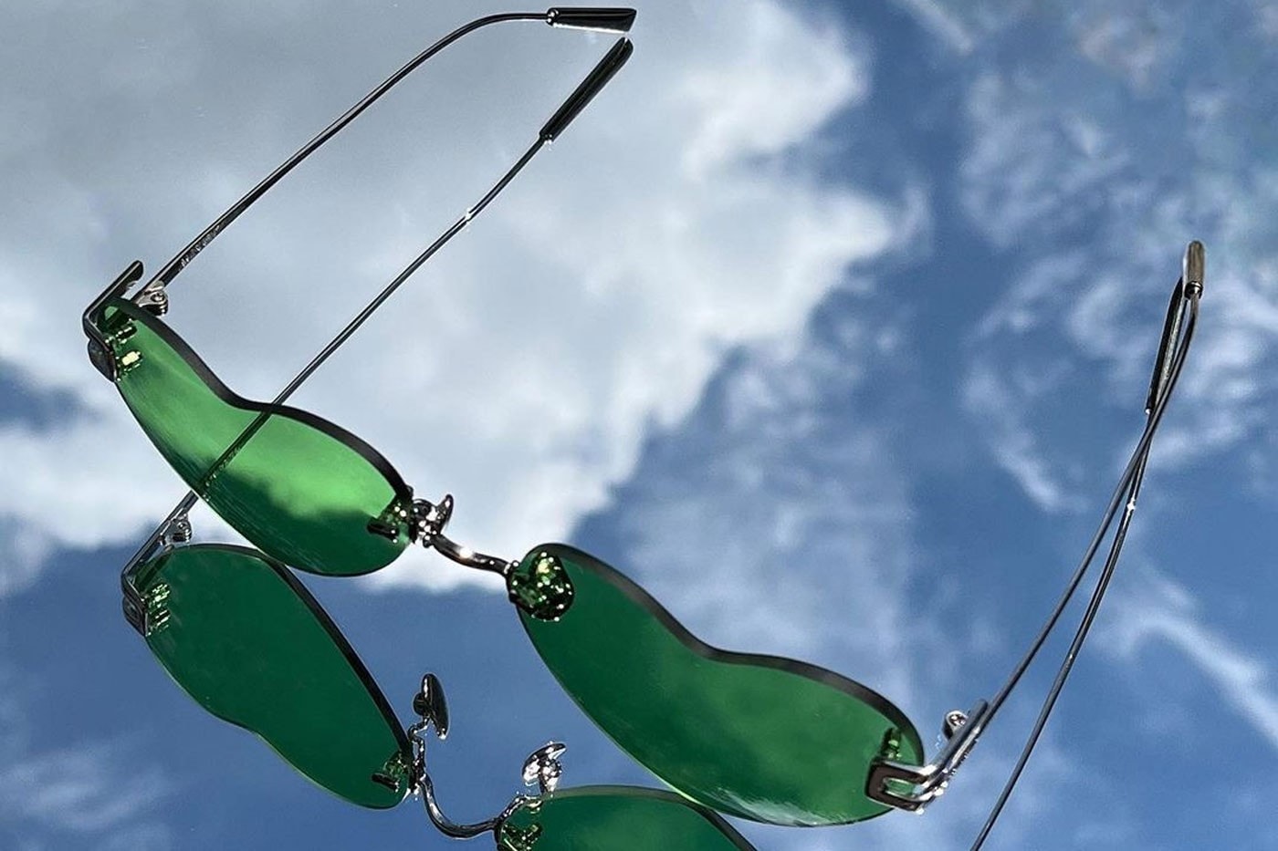 AMBUSH 正式推出一系列「愛心造型」太陽眼鏡