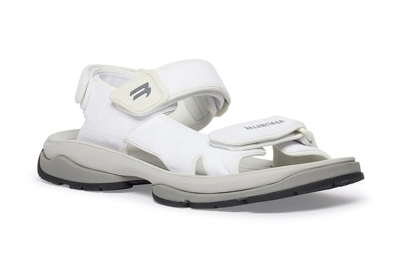 Balenciaga 最新涼鞋款式「Tourist Sandal」正式登場