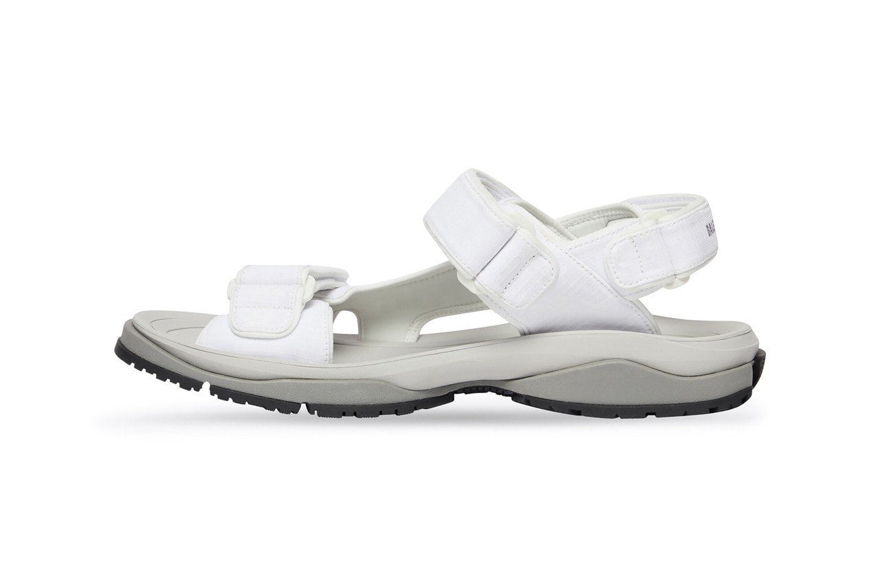 Balenciaga 最新涼鞋款式「Tourist Sandal」正式登場