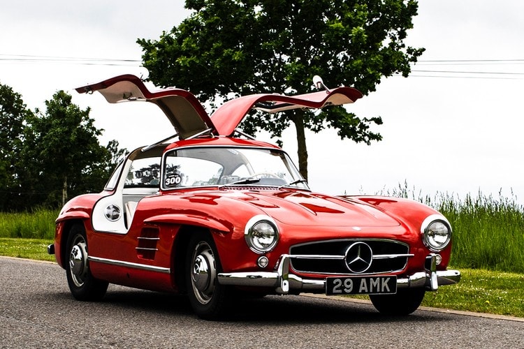 HYPEBEAST 實測經典毆翼豪車 Mercedes-Benz 300SL Gullwing