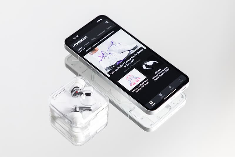 HYPEBEAST 獨家近賞話題手機 Nothing Phone(1)