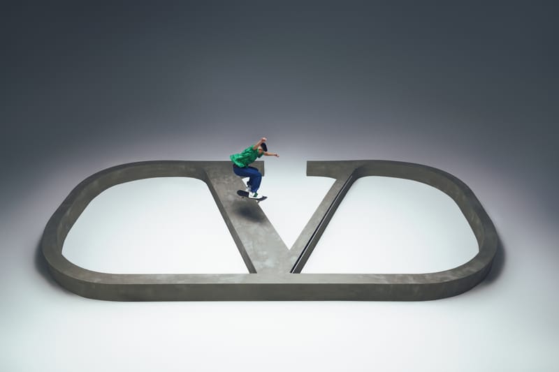 Valentino 融和傳統與新世代視角，推出 Open Skate 運動鞋系列