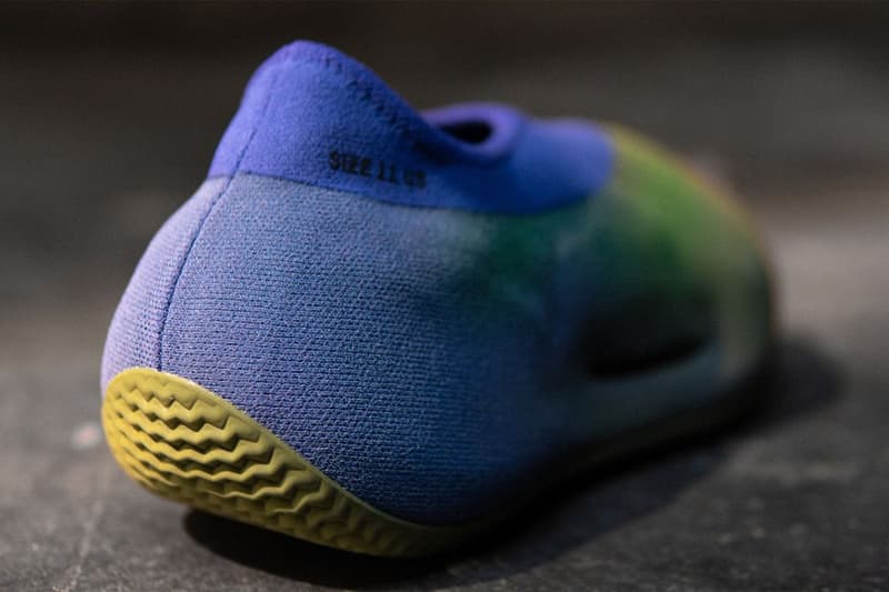 adidas YZY KNIT RNR 最新配色「Faded Azure」近賞圖輯曝光