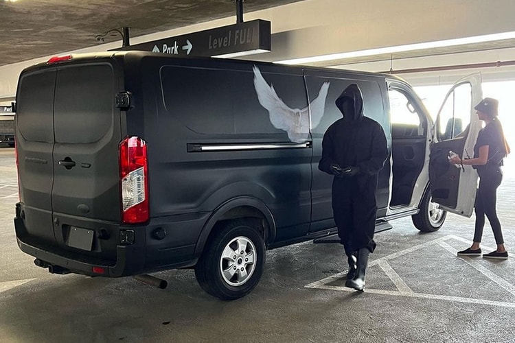 YEEZY GAP 快閃活動無預警登陸各地停車場