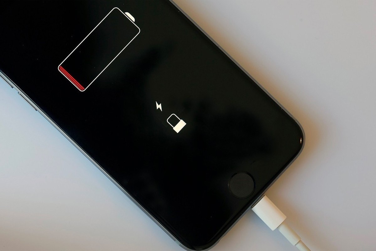 Apple iOS 16 系統將重新帶回電量百分比顯示功能