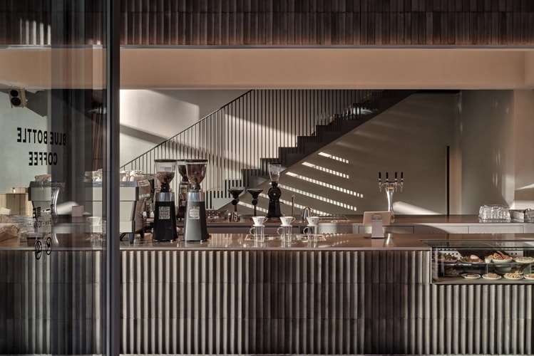 走進 Blue Bottle Coffee 上海靜安嘉里中心門店