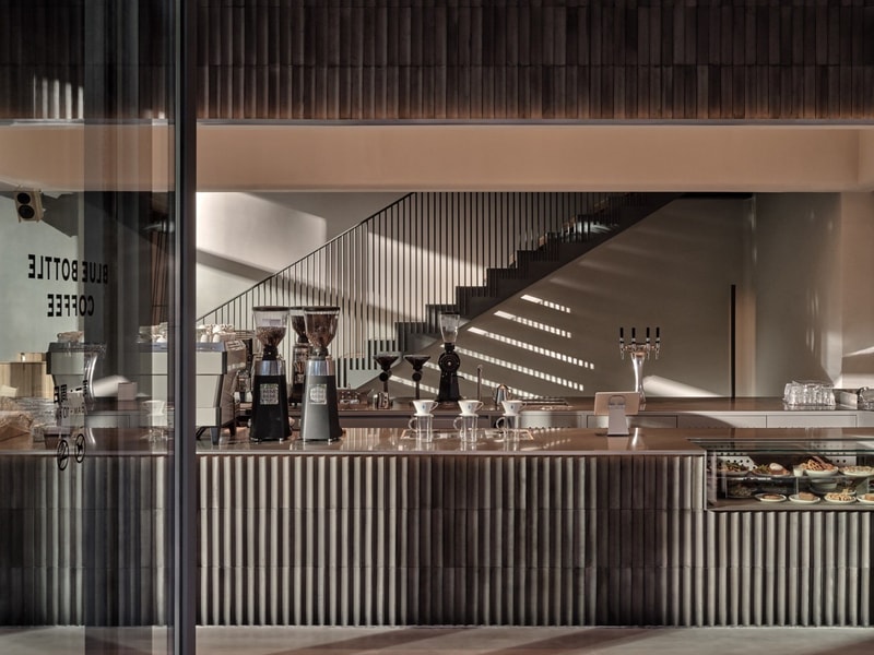 走進 Blue Bottle Coffee 上海靜安嘉里中心門店