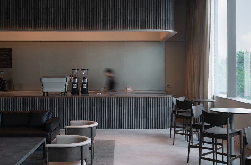 走進 Blue Bottle Coffee 上海靜安嘉里中心門店