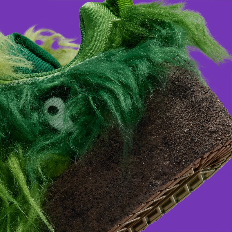 率先預覽 Cactus Plant Flea Market x Nike Dunk Low「Grinch」聯名鞋款