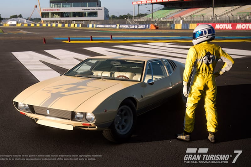 Dior 攜手 PS 經典賽車電玩《GRAN TURISMO 7》推出虛擬聯名系列