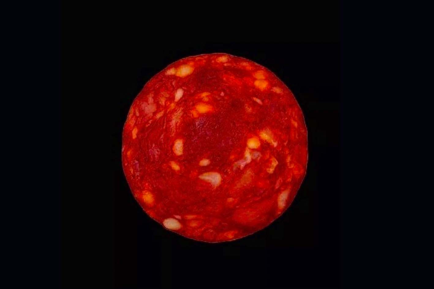 法國名科學家將臘腸切片偽裝成「血色恆星」高清照