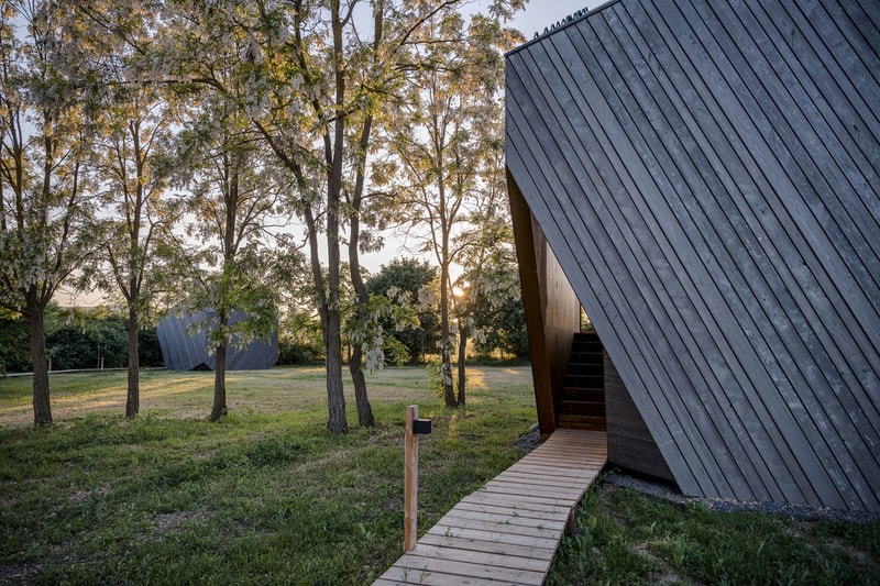 率先走進 Hello Wood 打造匈牙利「Rocks」小屋渡假村