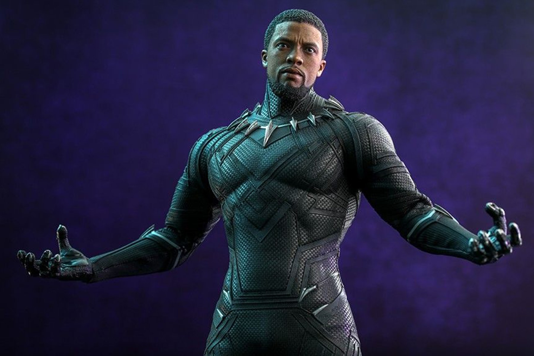 Hot Toys《黑豹 Black Panther》初代戰服版本 1:6 比例雕塑模型正式登場
