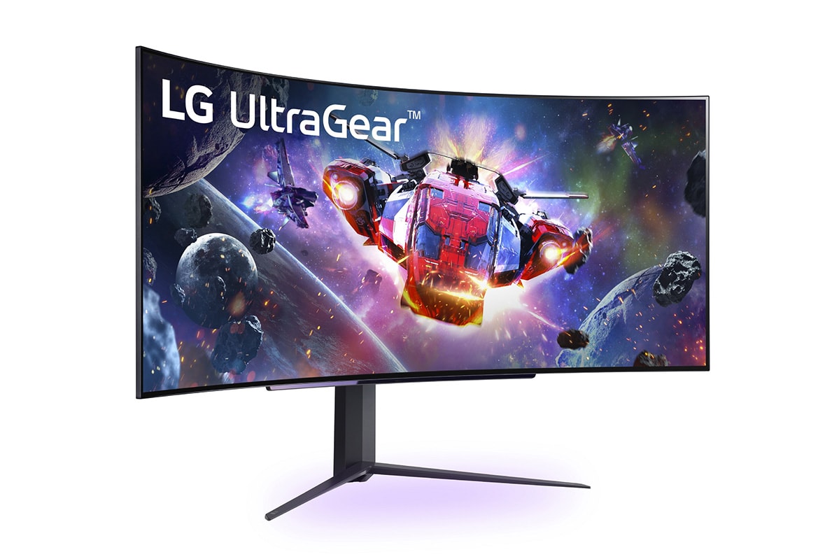 LG UltraGear 正式發佈首款 45 英吋 OLED 曲面電競顯示器