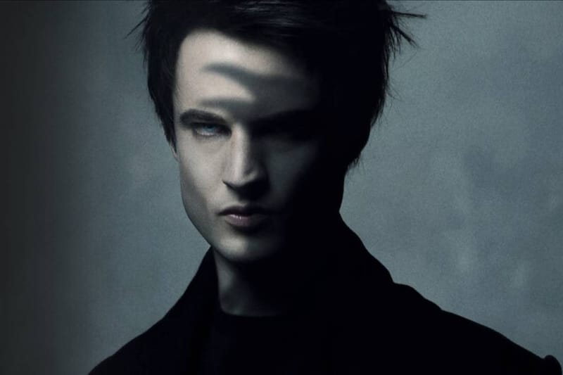 Netflix 8 月份「影集、電影」片單懶人包：睡魔、救命卡特、屍厲學校：鬼話連篇、打卡獵人、鐵拳：血脈