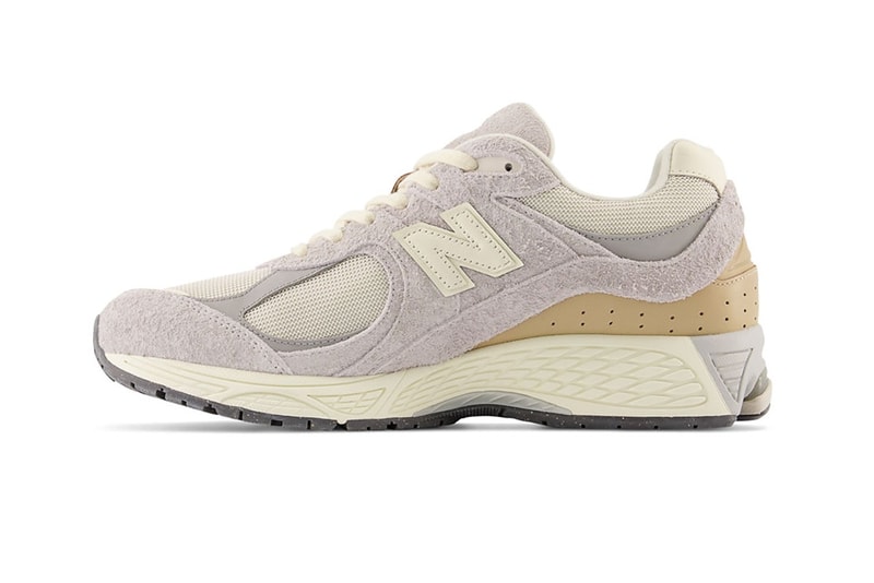 率先近賞 New Balance 2002R 全新配色「Rain Cloud」