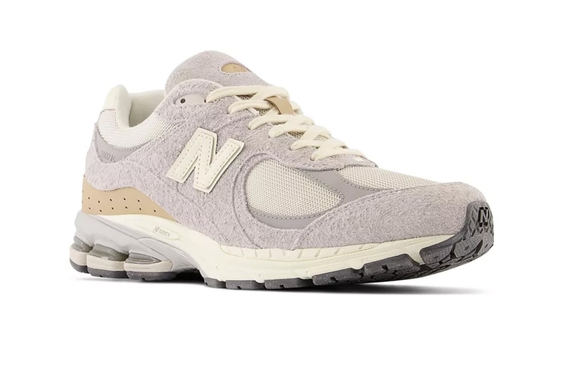 率先近賞 New Balance 2002R 全新配色「Rain Cloud」