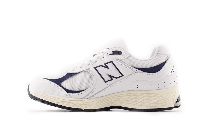 率先近賞 New Balance 2002R 全新配色「Natural Indigo」