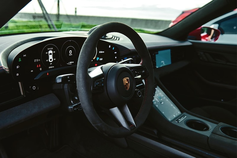 Hypebeast 實測 Porsche 旗艦電能車型 Taycan GTS