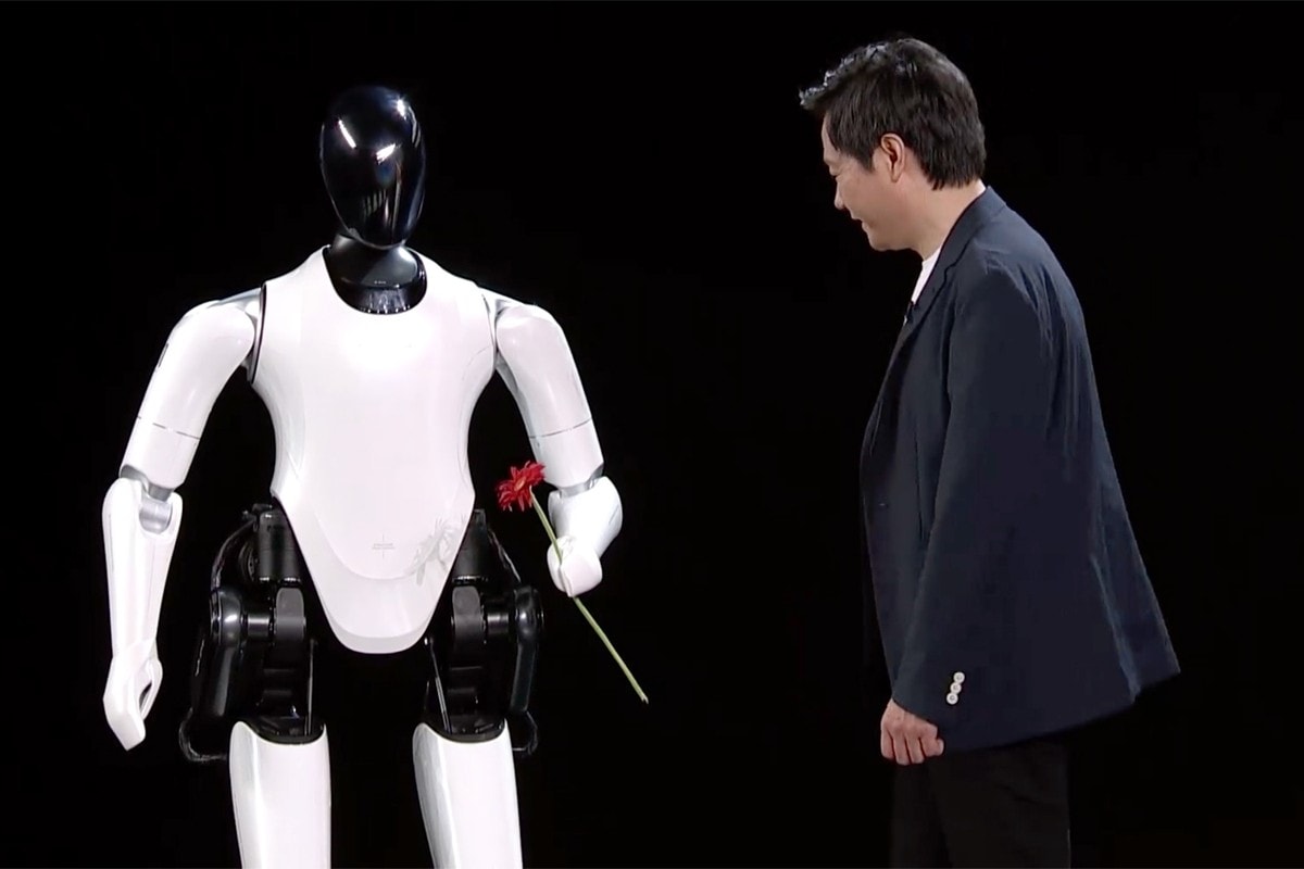 小米首款人形機器人「Metal Bro」正式亮相