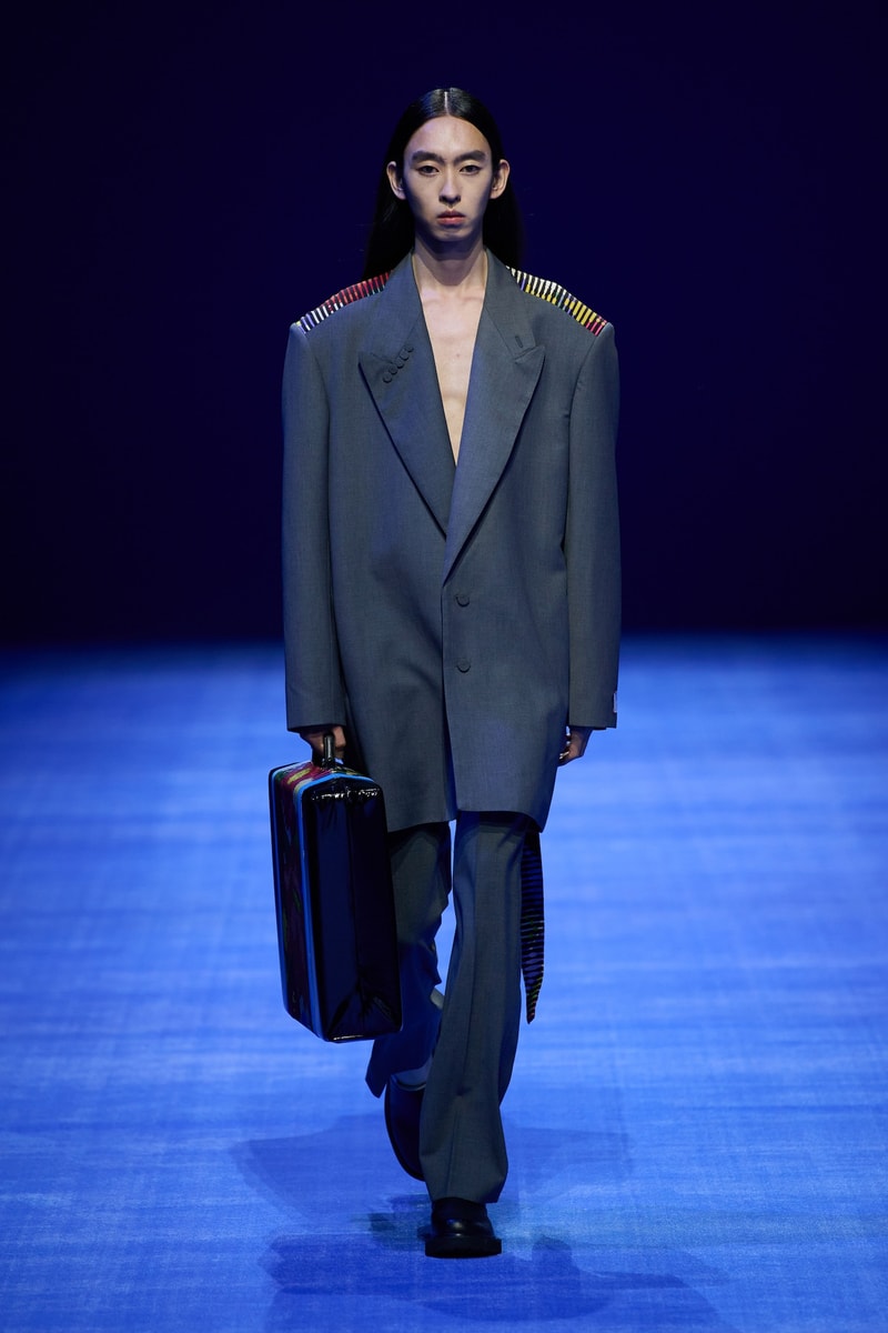 8ON8 正式發布 2023 春夏系列大秀「L'Étranger 局外人」
