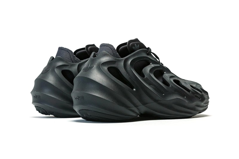adidas adiFOM Q 最新配色「Black Carbon」與「Wonder White」正式登場